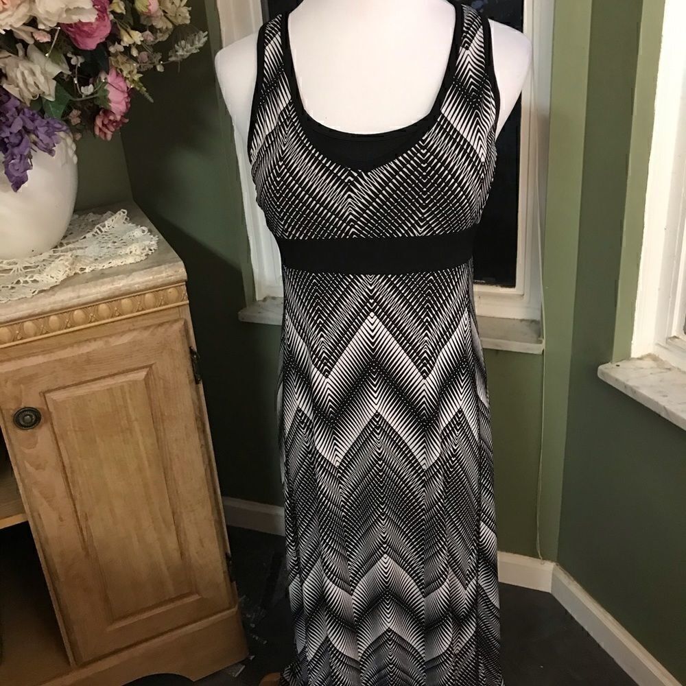 NWOT Beautiful Tek Gear Drytek XS Bra Halter Long Dress!